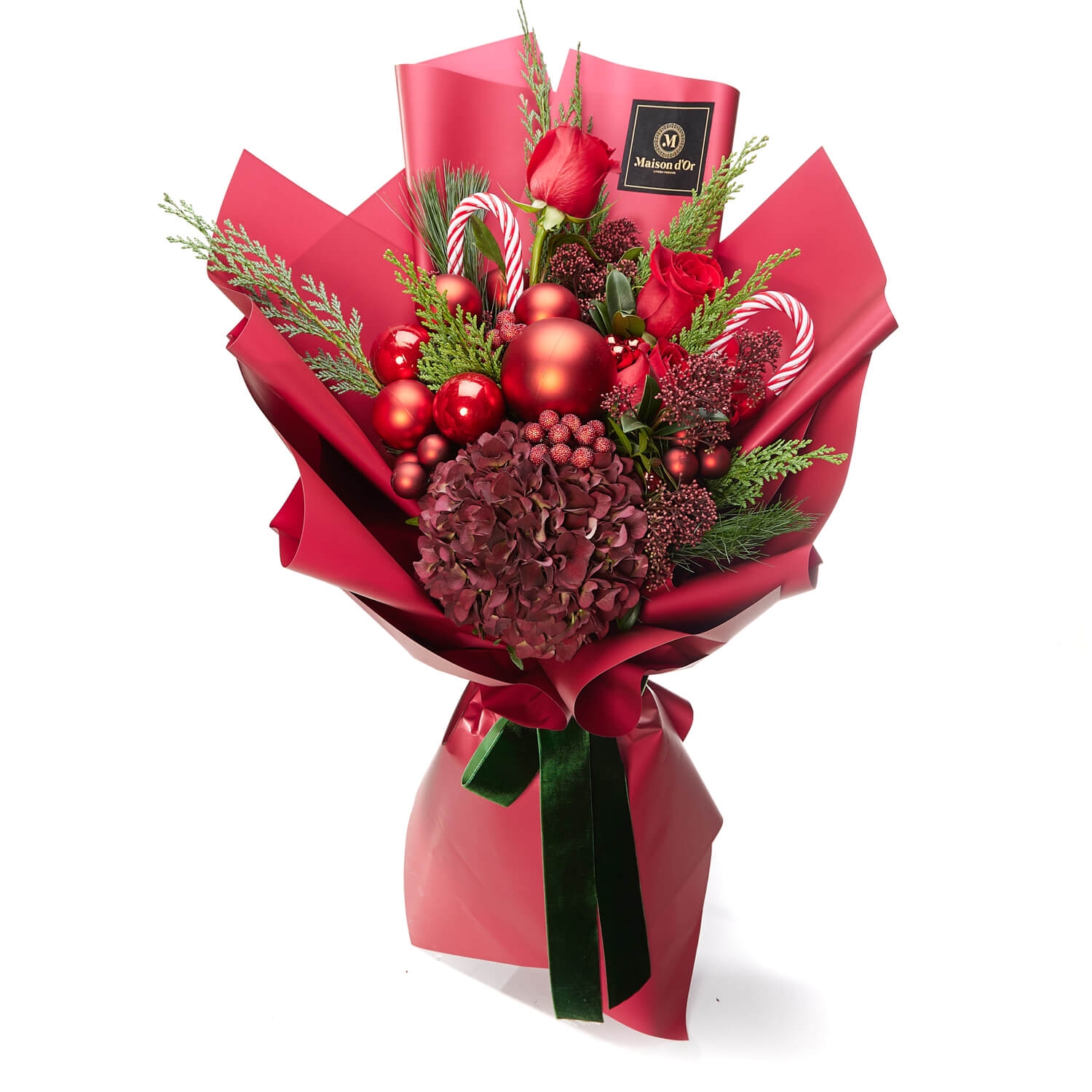 Buchet de flori "Simply red" - Hortensie|Skimmia|Trandafiri