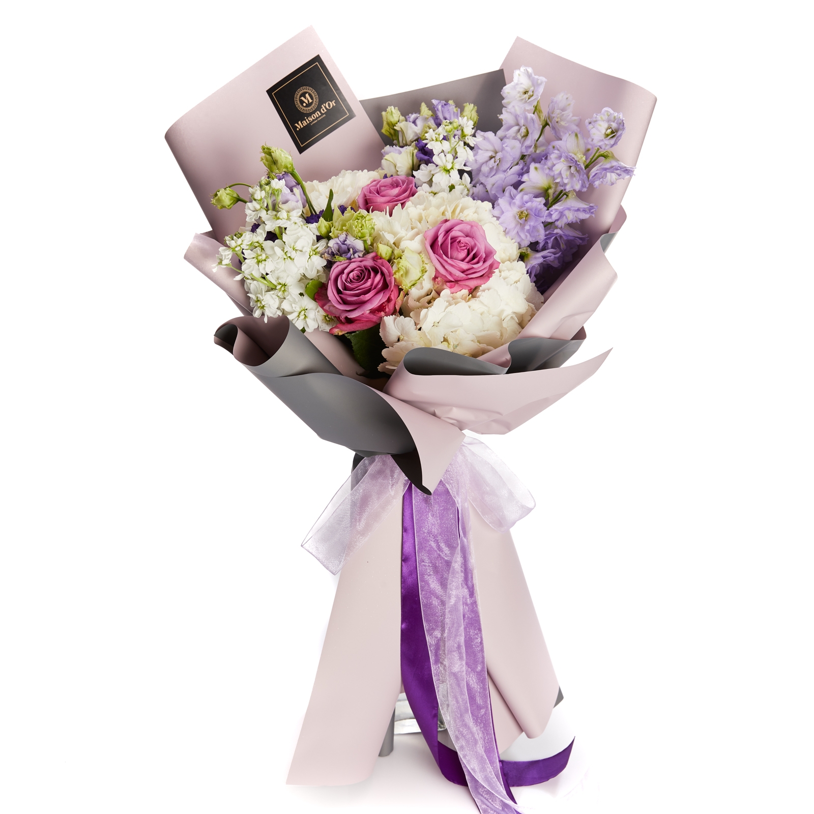 Buchet de flori cu hortensii albe si trandafiri lila - Hortensie|Lisianthus|Matthiola|Trandafiri