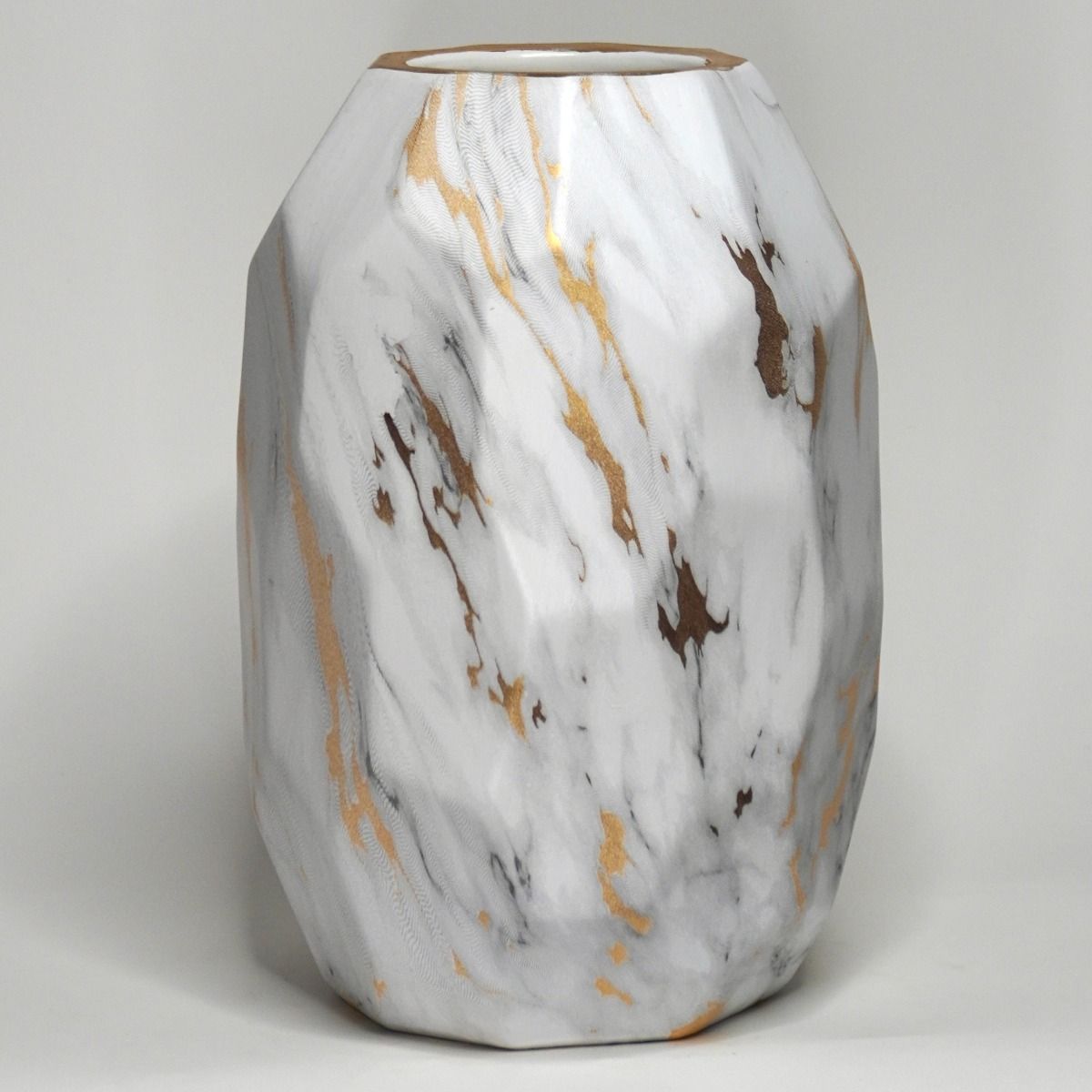 A&B の「Alvada Decorative Marble トレー Vaza ceramica alba marmura cu insertii aurii si forme convexe