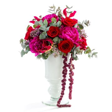 Wedding floral arrangement of roses, peonies, lilac