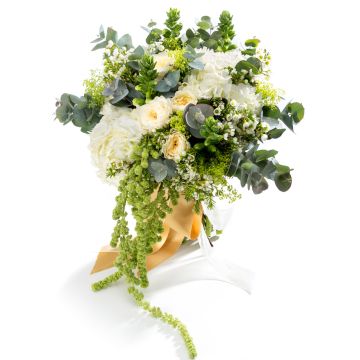 Daintiness bridal bouquet