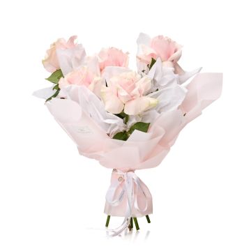 Bouquet with 5 pink roses