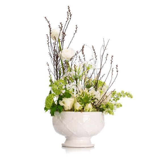 Floral arrangement with syringa Versailles