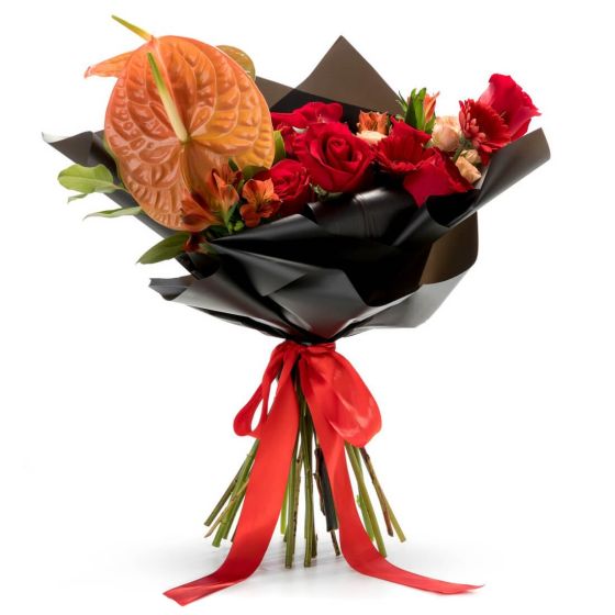 Bouquet of anthurium and minorosa flowers