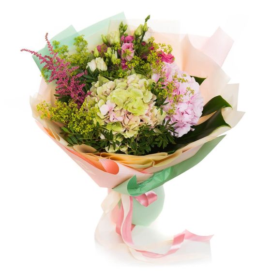 Bouquet of hydrangea and pink lisianthus flowers