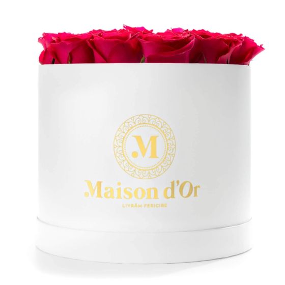 White round box with 23 cycalm roses