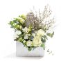 Aranjament floral in cutie plic cu trandafiri si frezii albe - Oferta Corporate