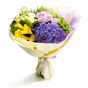 Bouquet of white alstoremeria and purple trandaifri
