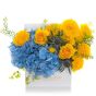 Aranjament floral cu hortensie si minirosa 